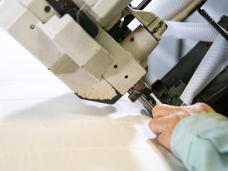 トモザワベッドはベッドメーカーとして自社マットレス製造