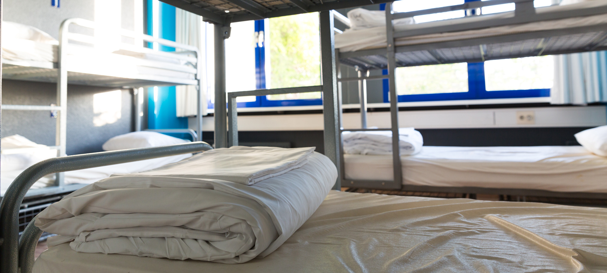 寮向けのトモザワベッド